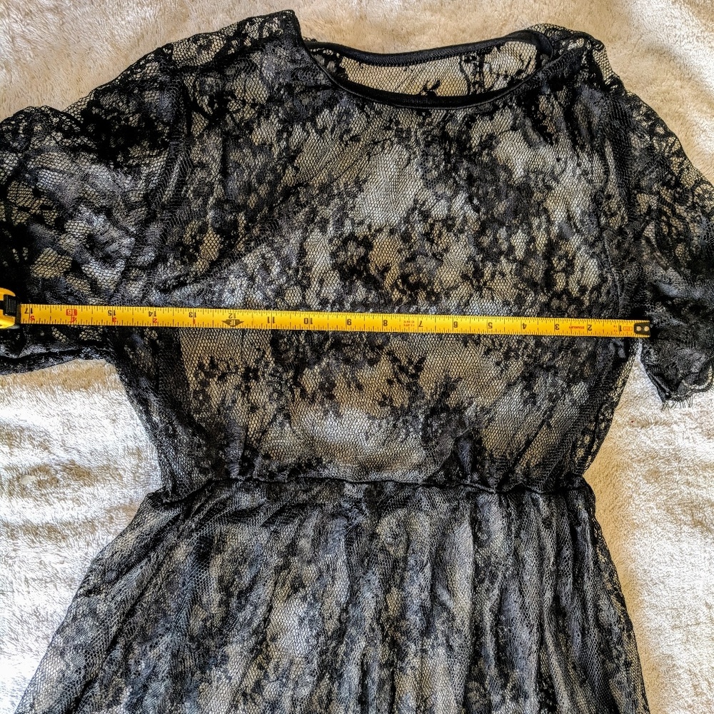 NWOT lace knee length dress beach cover